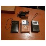 3 TRANSISTOR RADIOS