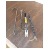 4 PRY BARS IN A METAL BUCKET