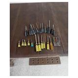 SEVERAL SCREW DRIVERS