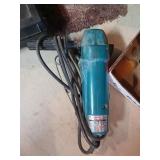 MAKITA DISC GRINDER, TARP, PROPANE CYLINDER