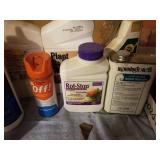 GARDEN SPRAYS AND POWDERS