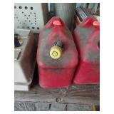 5 GALLON PLASTIC GAS CAN