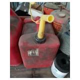 5 GALLON PLASTIC GAS CAN