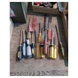 VARIOUS SCREW DRIVERS