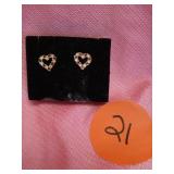 WOMENS PIERCED EARINGS, GOLD TONE WITH RUBY AND