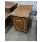 SMALL SIDE TABLE WITH DRAWER