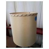 GREEN TABLE LAMP 3 FOOT TALL