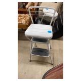 COSTCO HIGH CHAIR