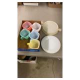 CUPS PIE HOLDER PLATES