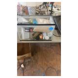 10GAL AQUARIUM WIYH SUPPLIES