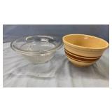 VINTAGE RIBBED GLASS BOW & OVEN WARE STRIPED BOWL