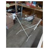 FOLDABLE DRYING RACK