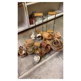 MANY BASKETS, UNIQUE DUCKS - RACKS