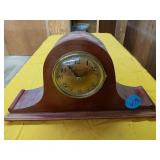 VINTAGE INGRAHM MANTLE CLOCK