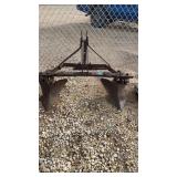 3 POINT 2 ROW POTO DIGGER