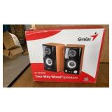 GENIUS TWO WAY WOOD SPEAKERS - NEW IN BOX