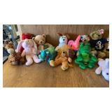 BEANIE BABIES WMD AVON TOYS
