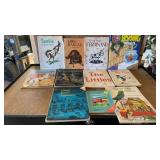 CHILDRENS BOOKS