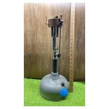 VINTAGE COLEMAN QUCK LITE LANTERN