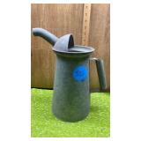VINTAGE OIL CAN