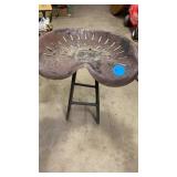 IMPLEMENT SEAT CHAIR