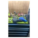 BIKE SEATS AND TRAINING WHEELS