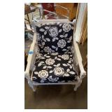 LARGE WHITE CHAIR