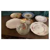 VINTAGE ROCK ISLAND CREAMER, PLATES AND BOWL