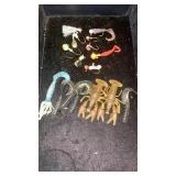 9 LITTLE LURES- 7 WITHOUT HOOKS