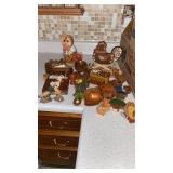 MANY WOODEN KITCHEN DECO , CHICKEN FIGURINES AND