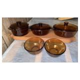 3 ANCHOR HOCKING CASSEROLE DISHES AND 2 BOWLS
