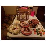 KITCHEN DECORATIONS,  MAGNETS, MISCELLANOUS ITEMS