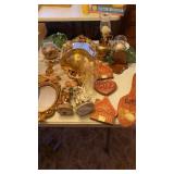 MIRRORS, CANDLES AND ASSORTMENT OF DECORATIONS -