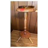 ASH TRAY WITH STAND  VINTIGE