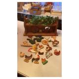 DECORATIVE WOOD SHELF WITH WOODEN PIECES AND MANY