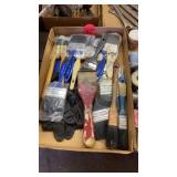 BOX OF PAINT BRUSHES