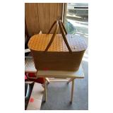 PICNIC BASKET WITH PLATES, CUPS