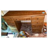 NICE DESK BEAUTIFUL WOOD- 9 DRAWERS