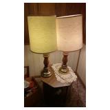 2 MATCHING DESK LAMPS , NICE CONDITION