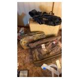 4 BAGS WITH  A VINTAGE SUITCASE