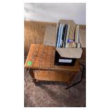 SHOE RACK AND BOX OF HANGERS