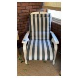 PLASTIC PADDED LOUNGE CHAIR