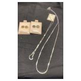 2 PAIR PIERCED EARRINGS AND 2 SILVER CHAINS