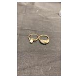 2 WOMENS RINGS-