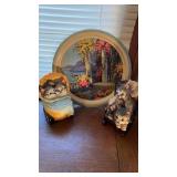 VINTAGE TRAY AND 2 CERAMIC