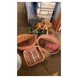BASKETS AND FLORAL AREANGEMENTS BASKETS