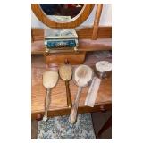 VANITY SET WITH METAL BOX