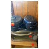 2 ROASTERS AND A BROILER