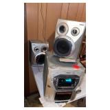 RCA STEREO SYSTEM WITH REMOTE 2 SPEAKERS