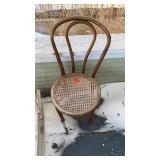 WOOR BOW BACK WITH CANE SEAT